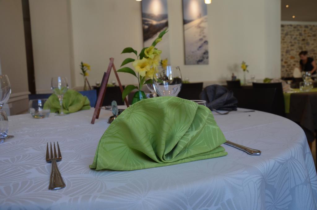Logis Auberge De L'Allagnonette Saint-Poncy Eksteriør billede