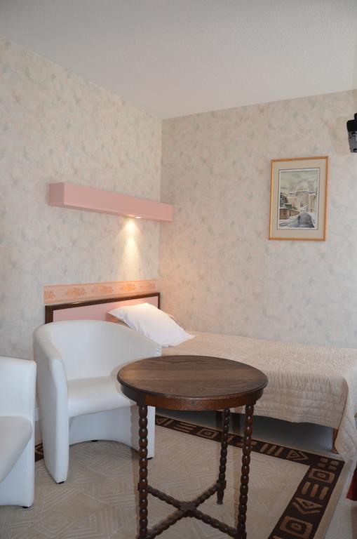 Logis Auberge De L'Allagnonette Saint-Poncy Eksteriør billede
