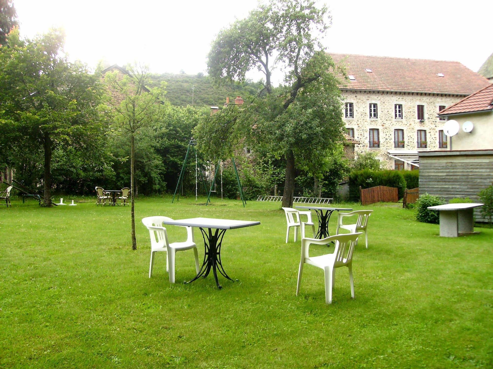 Logis Auberge De L'Allagnonette Saint-Poncy Eksteriør billede