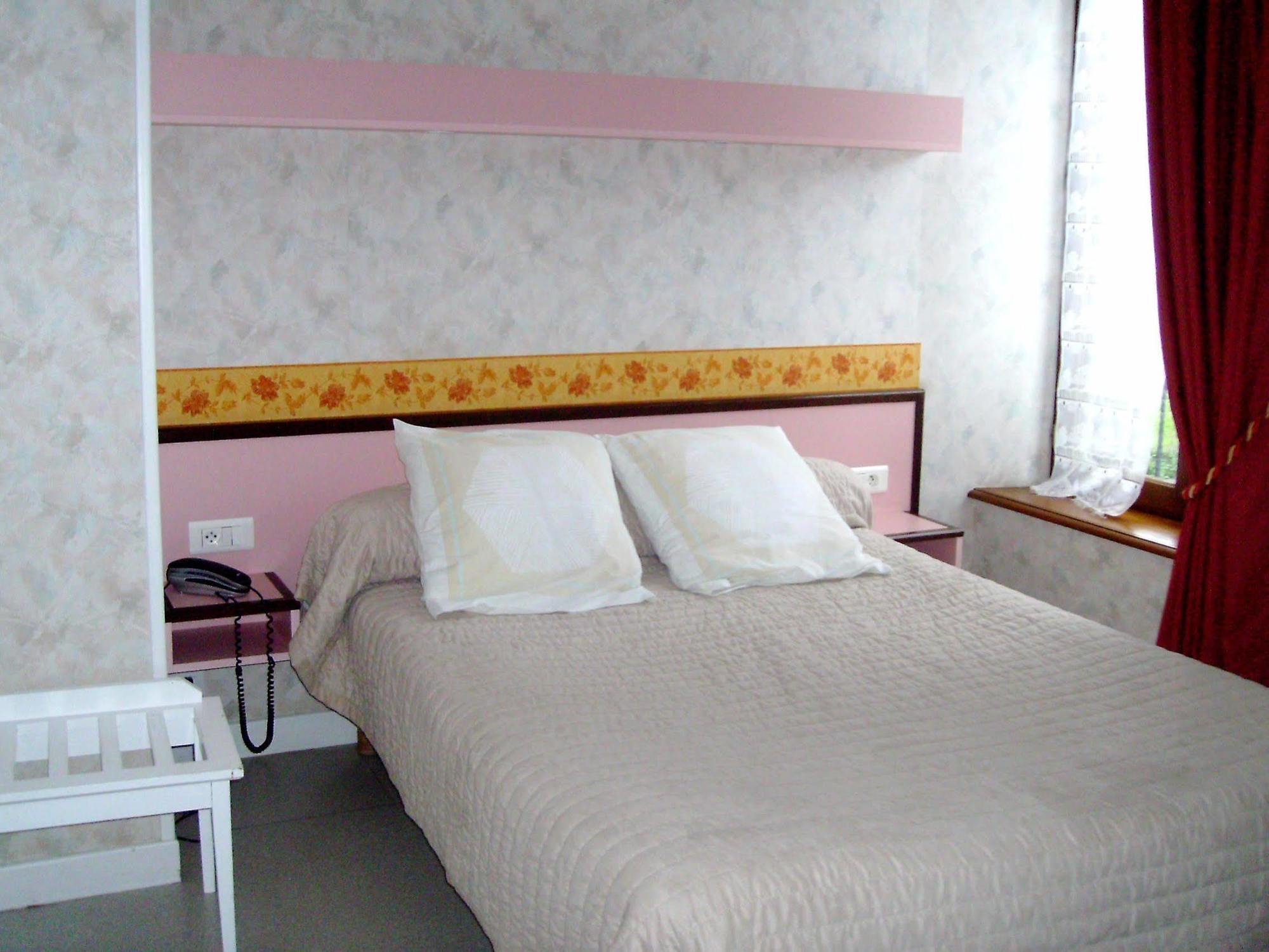 Logis Auberge De L'Allagnonette Saint-Poncy Eksteriør billede